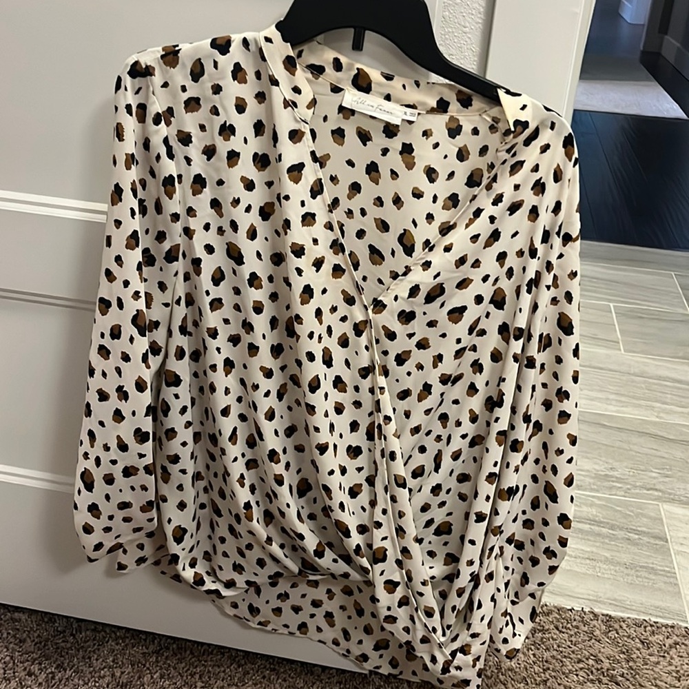 Animal print blouse, XL